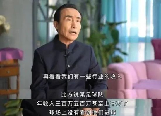 这足以见发哥对于;画家这一角色的喜爱